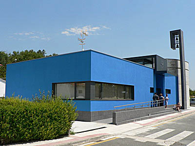 Edificio que consta del local social y la Capilla